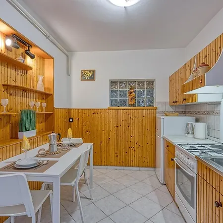 Marija Busoler * Pula