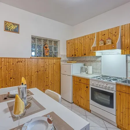 Apartmán Marija Busoler *
